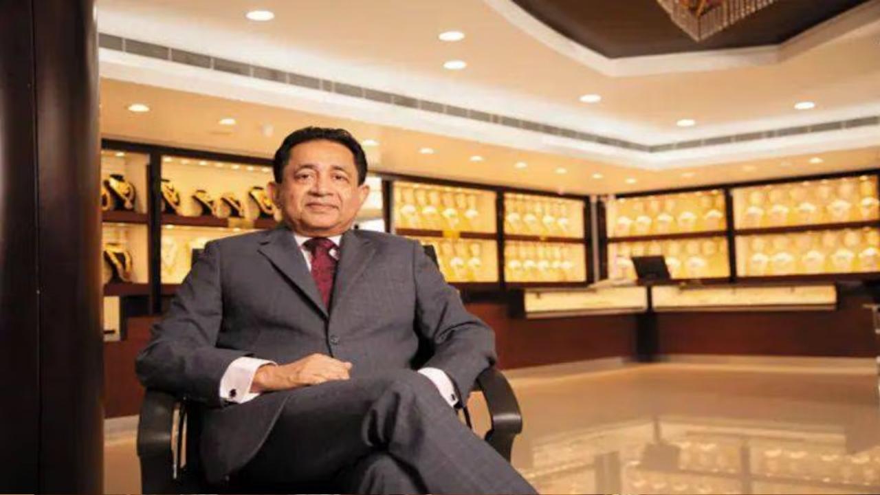 कौन हैं जॉय अलुक्कास?