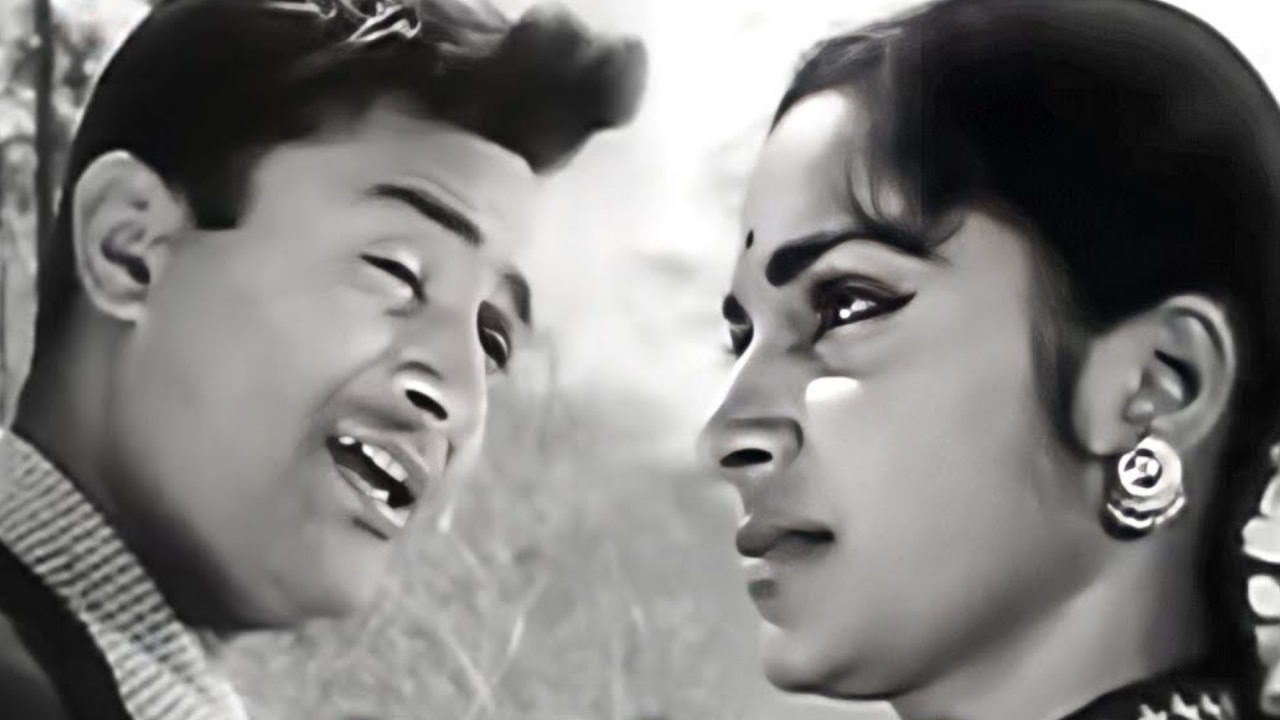 सिगरेट जलाने वक्त मिली गाने की धुन