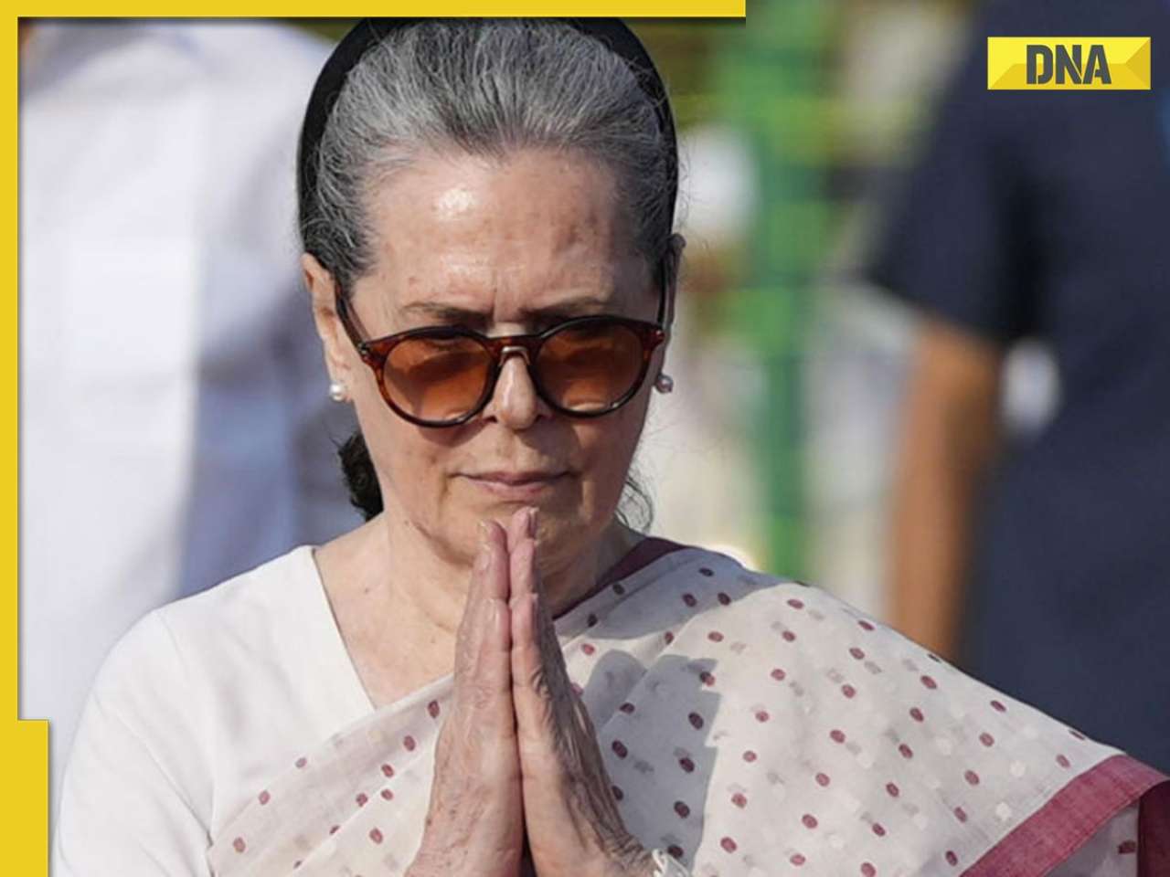 Congress chief Sonia Gandhi admitted to hospital, children and MP Rahul Gandhi, Priyanka Gandhi present