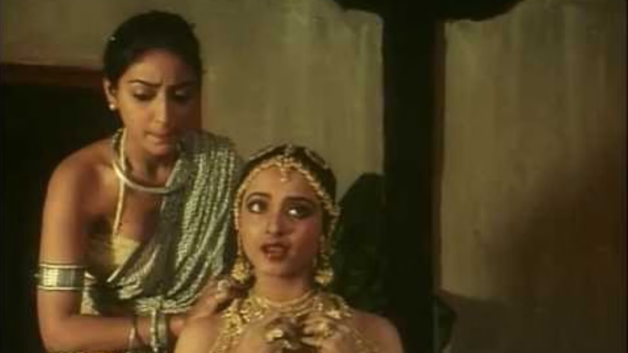 गीत की रियल फील के लिए आधी रात की रिकॉर्डिंग