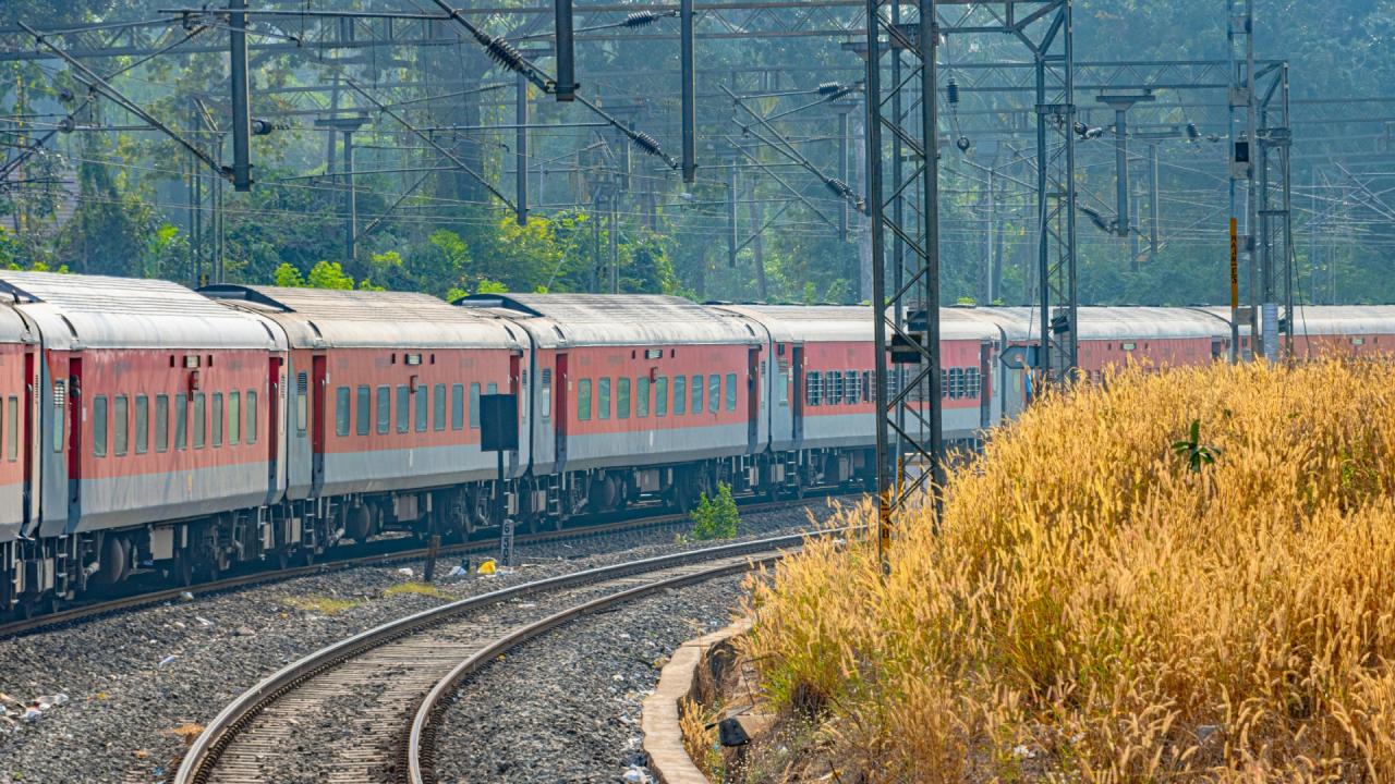 नहीं तो सीट को मान लिया जाता है खाली 