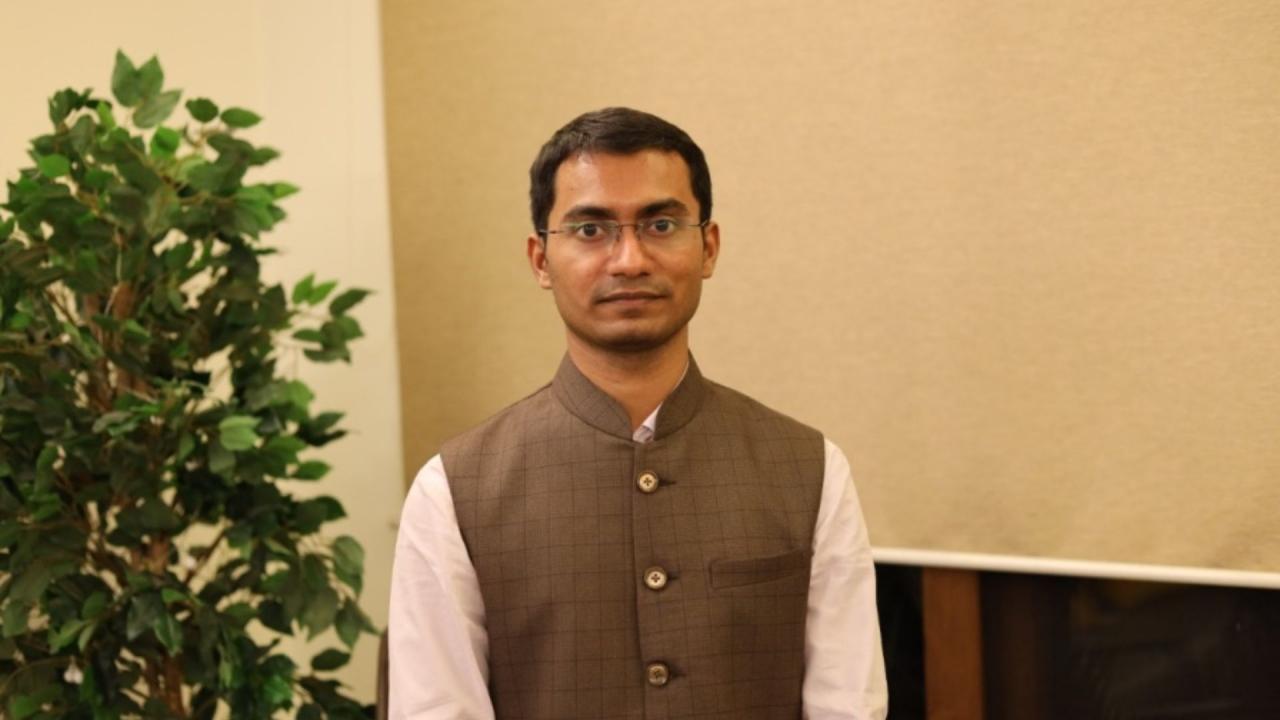 कभी शुभम ने अमेरिका में की है रिसर्च