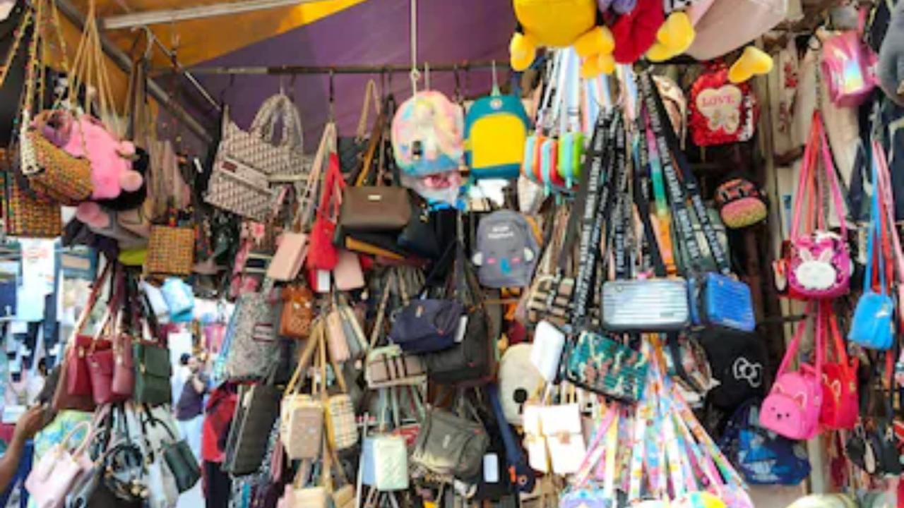 रिंग रोड मार्केट (Ring Road Market)