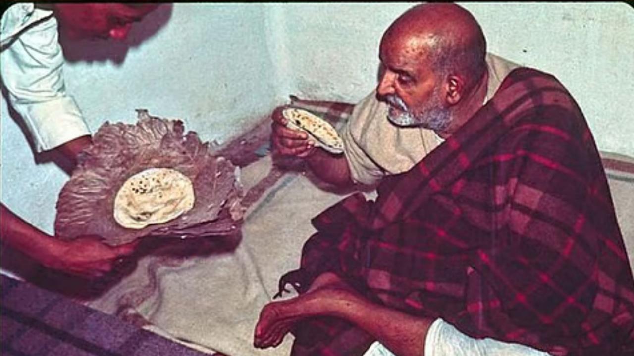 हर समय शिकायत करने की आदत छोड़ें, वरना सुख भी बोझ लगने लगता है