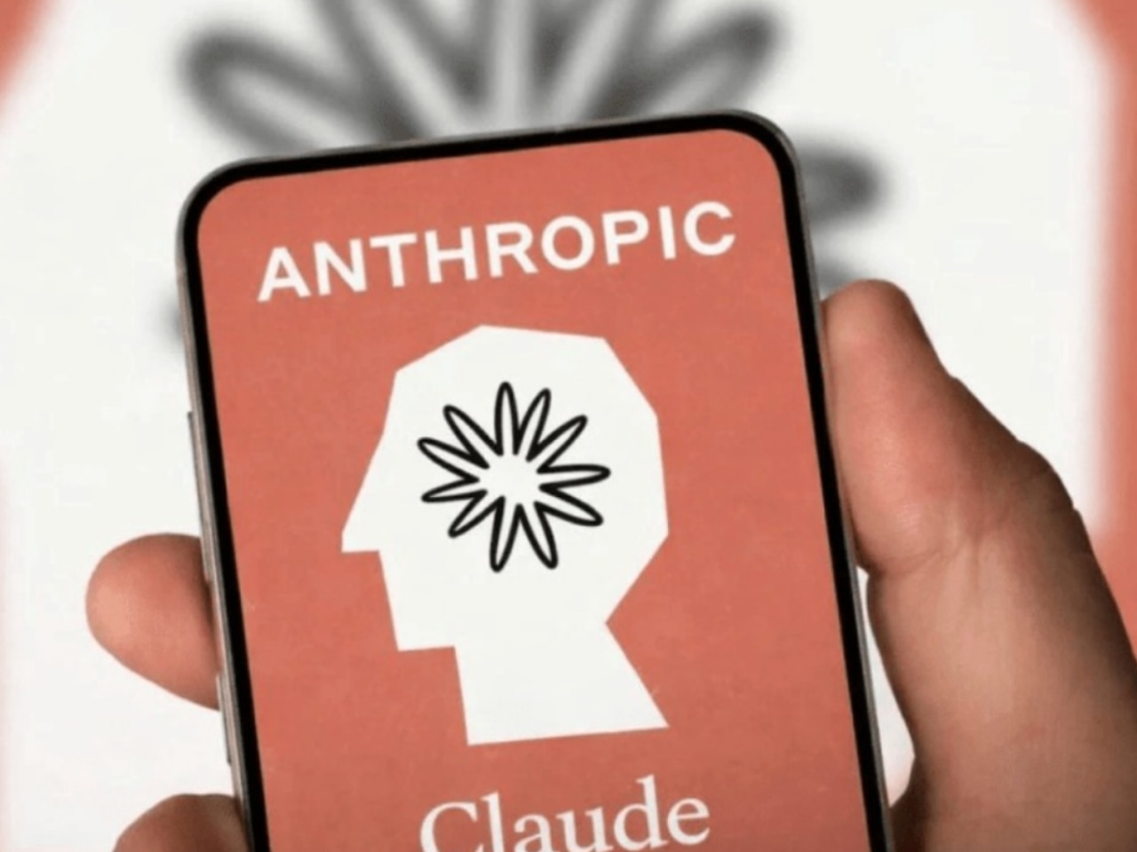 Anthropic Claude AI suffers major outage, thousands of users stranded midday; Know what happened