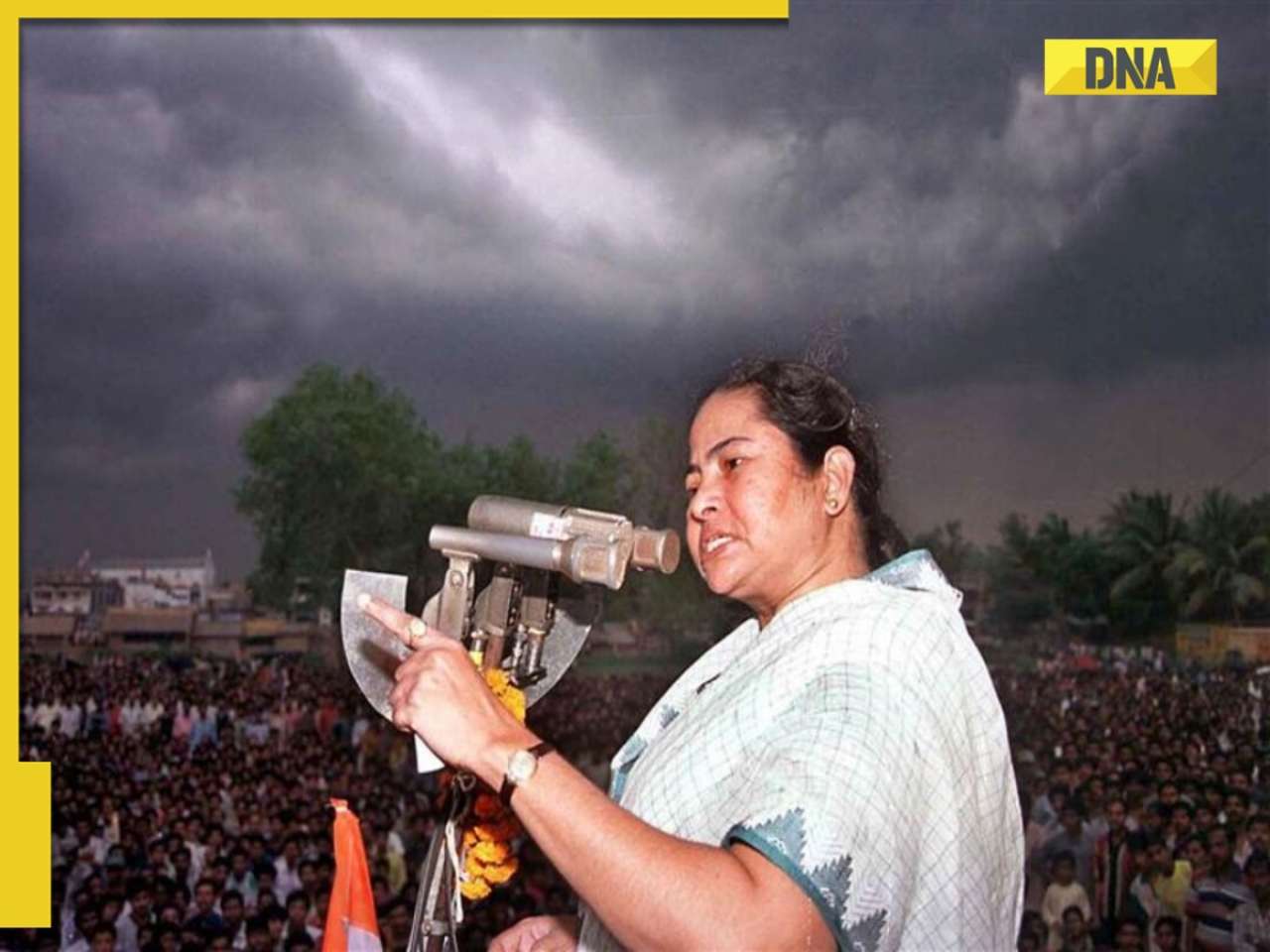 Bizarre Drama in Bengal As TMC Splits: Nabo TMC Block with 58 MLAs repose faith in Mamata Banerjee