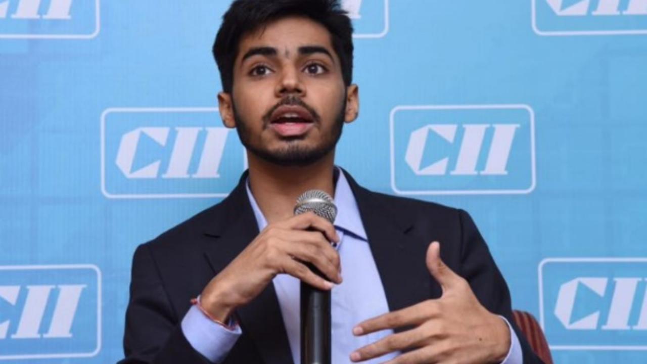 AI की मदद से बनाया करोड़ों का बिजनेस