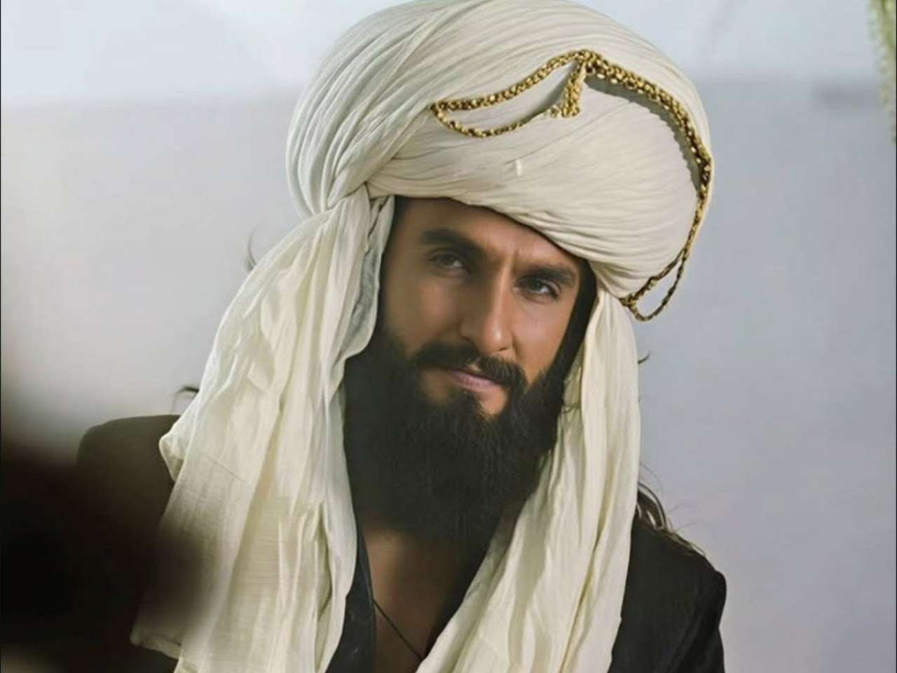 FWICE breaks silence on its decision to revoke action against Ranveer Singh amid the Don 3 row