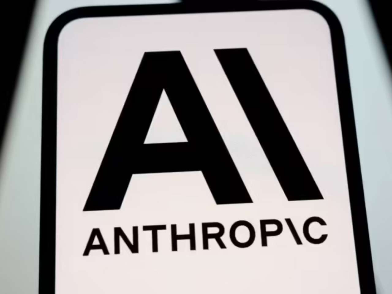 Will AI go out of human control? Will AI Systems generate themselves? Anthropic's grave warning upsets scientists, details here