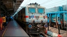 चलती ट्रेन में कैसे मिलेगी कंफर्म सीट? रेलवे का नया प्लान समझिए