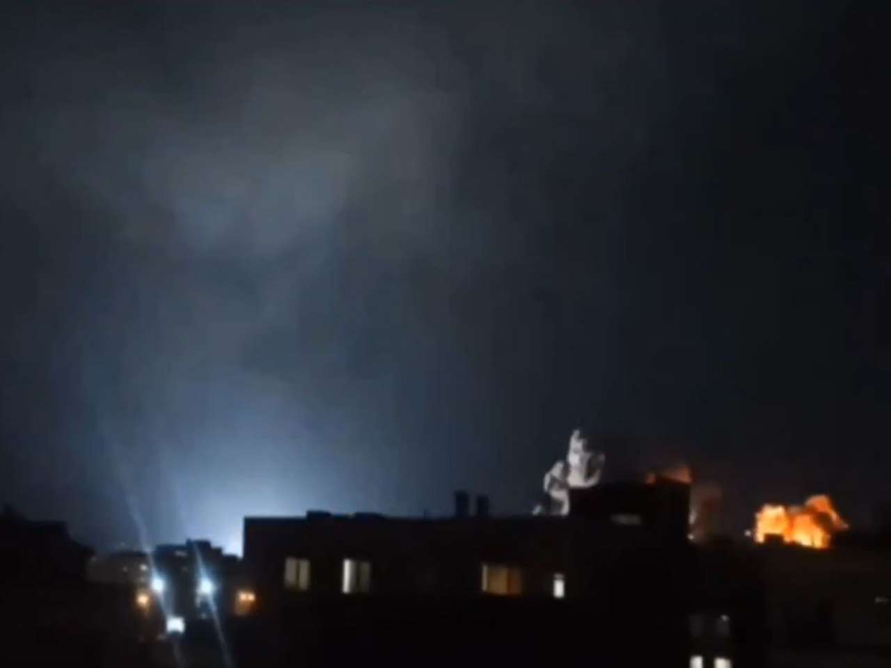 US launches fresh missile strikes on Iranian military targets, escalating tensions