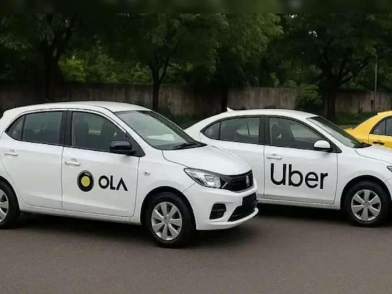 No more 'tip to get cab faster'? Government bans pre-ride tips on Uber, Ola and other cab apps; details here