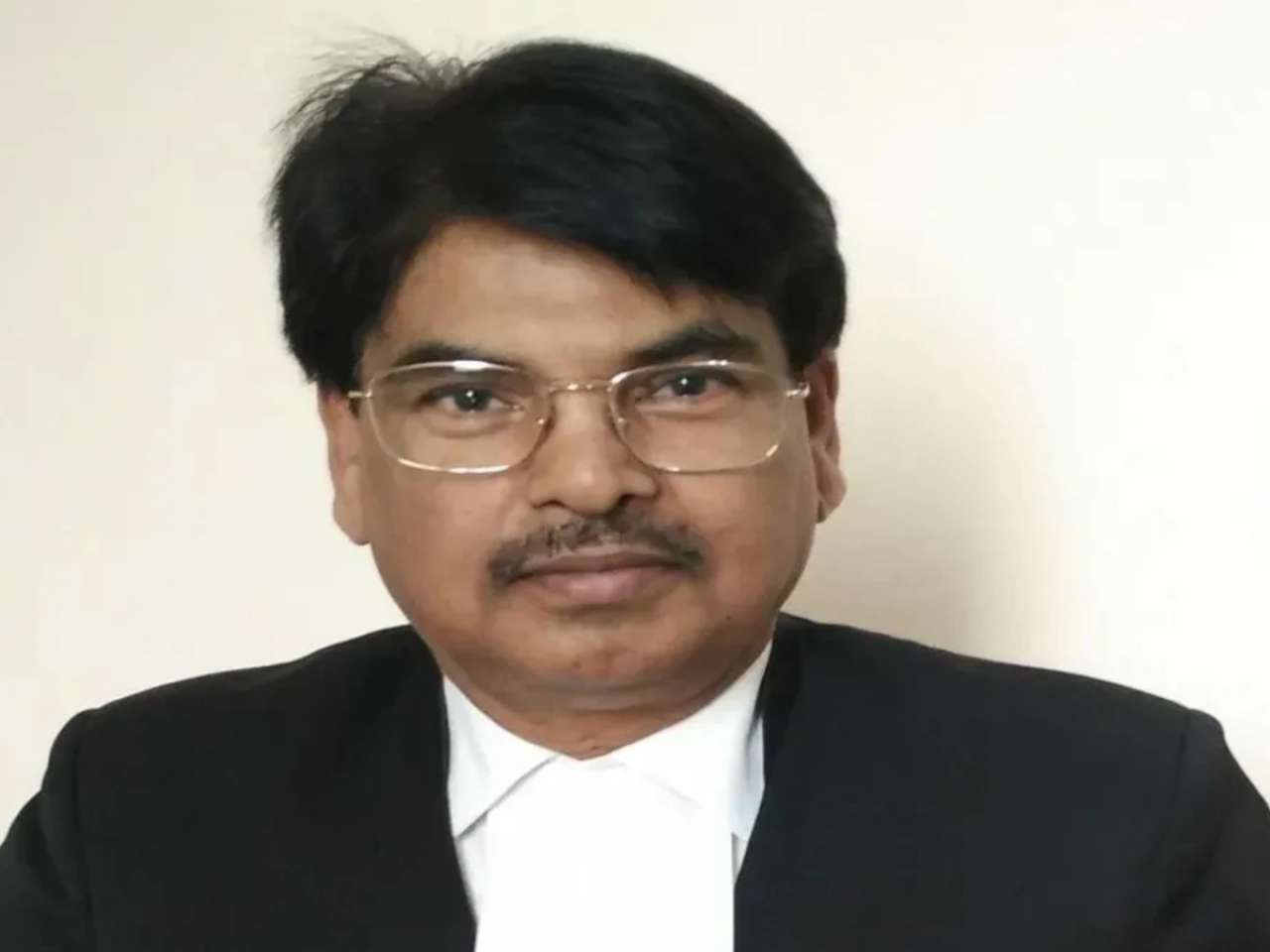 The CJI had earlier objected to the BCI’s order barring NALSAR University of Hyderabad graduates from enrolment, calling it a matter between the court and the students.


