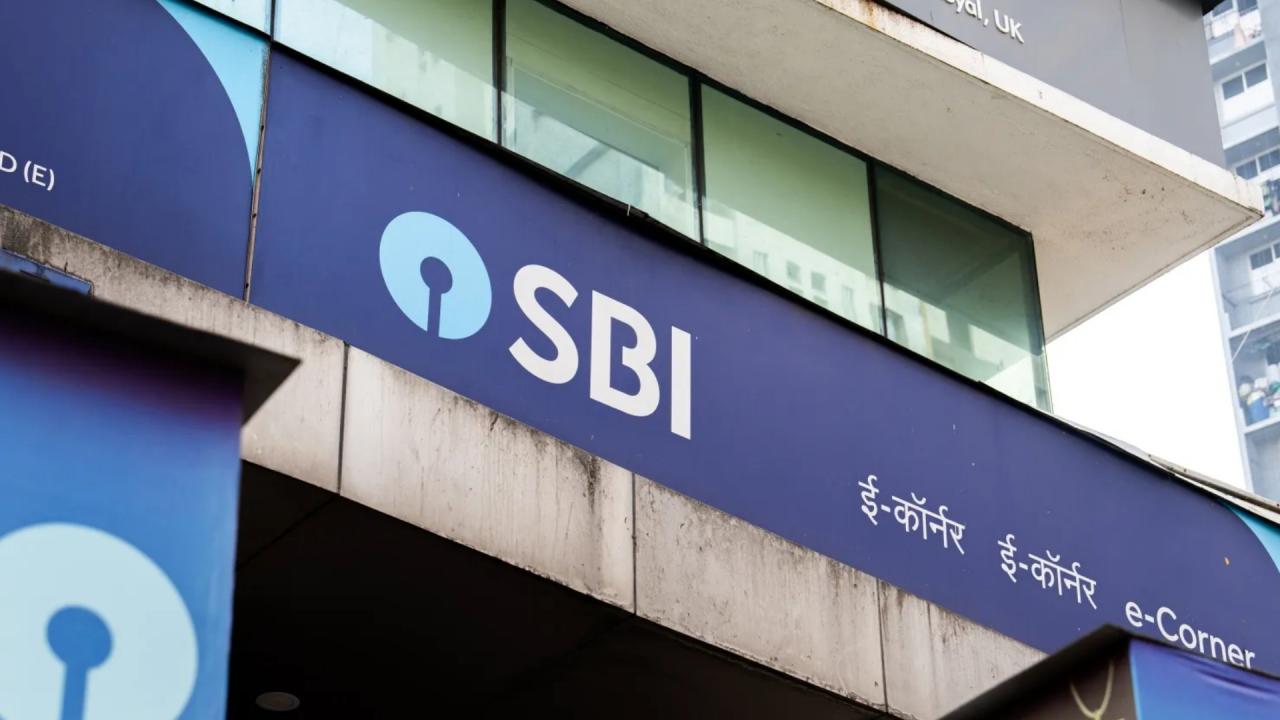 1 अक्टूबर से SBI बदलने जा रहा कैश विड्रॉल नियम, जानिए आपकी जेब पर पड़ेगा क्या असर?