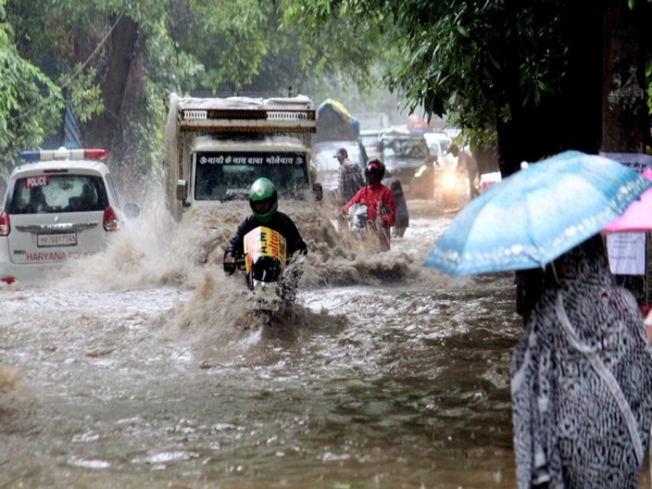 Gurugram issues work-from-home advisory for tomorrow as heavy rain triggers waterlogging