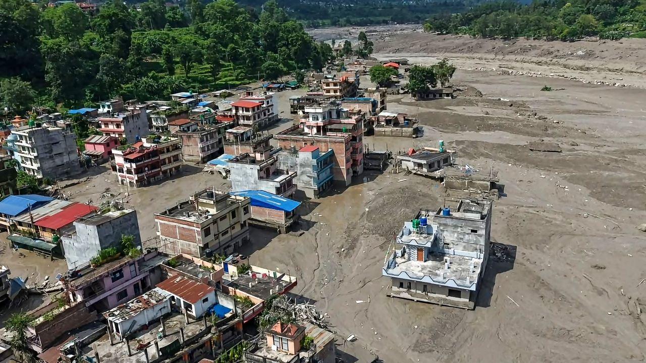 734 लोगों की मौत, 2400 से ज्यादा लापता... नेपाल में तबाही के बीच नई आफत की दस्तक, उफान पर भोटेकोशी नदी