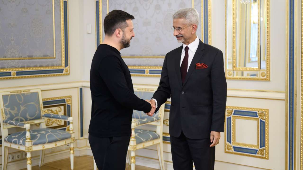 External Affairs Minister S Jaishankar, who was on a one-day trip to Ukraine on Thursday, met Ukrainian President Volodymyr Zelenskyy and discussed New Delhi&rsquo;s approach towards ending the ongoing war.
