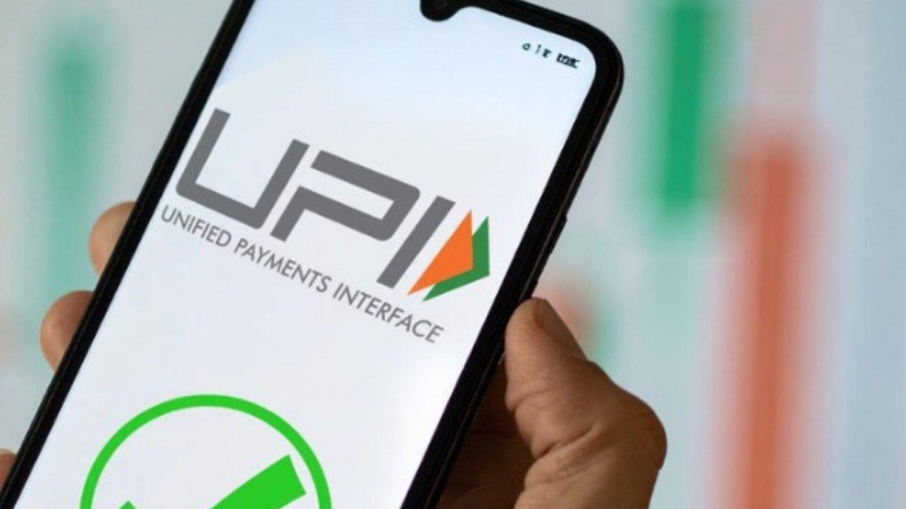 UPI MDR: Small merchants fear cash shift, experts say UPI adoption may hold — Who will absorb the cost?
