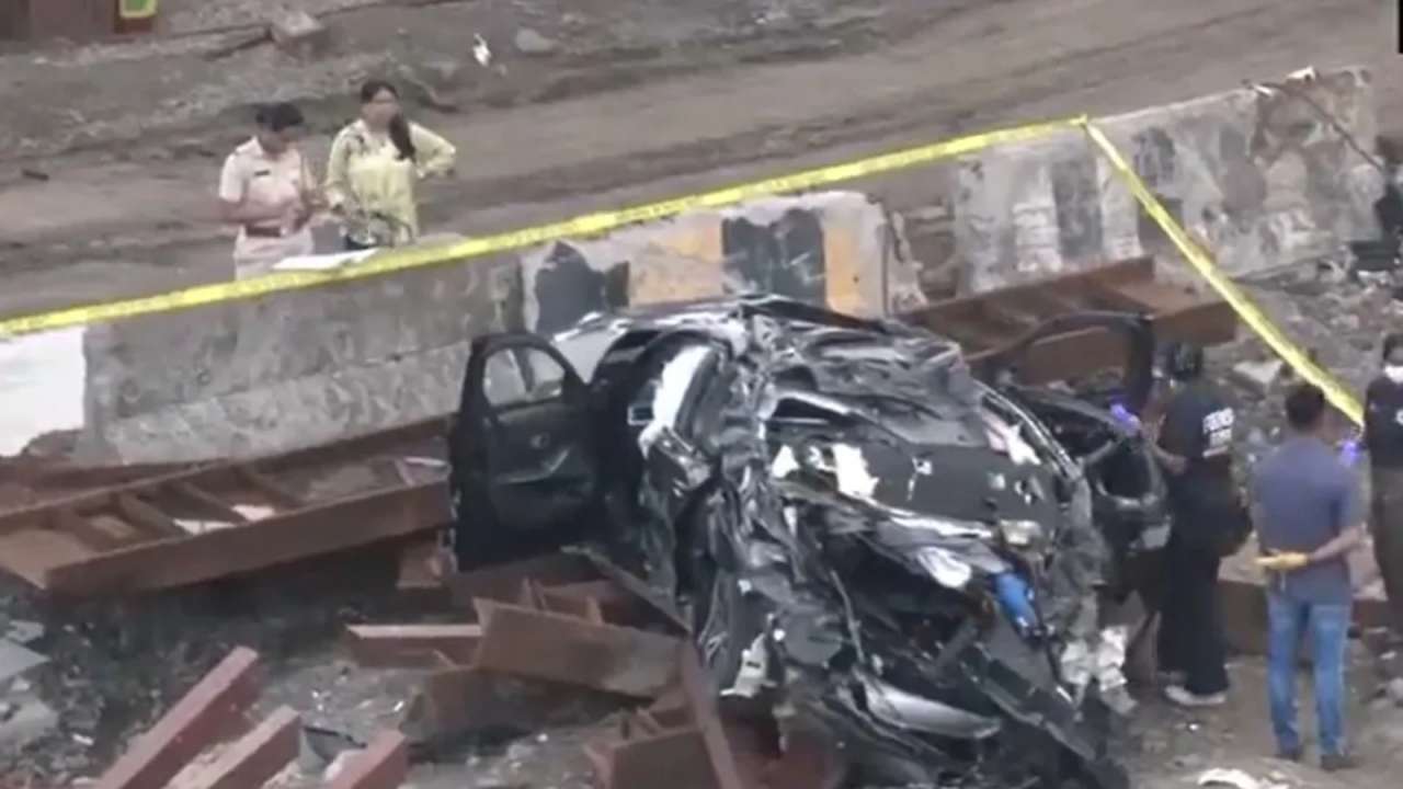 3 killed, 1 critical after speeding BMW crashes into pedestrians on Mumbai's Coastal Road