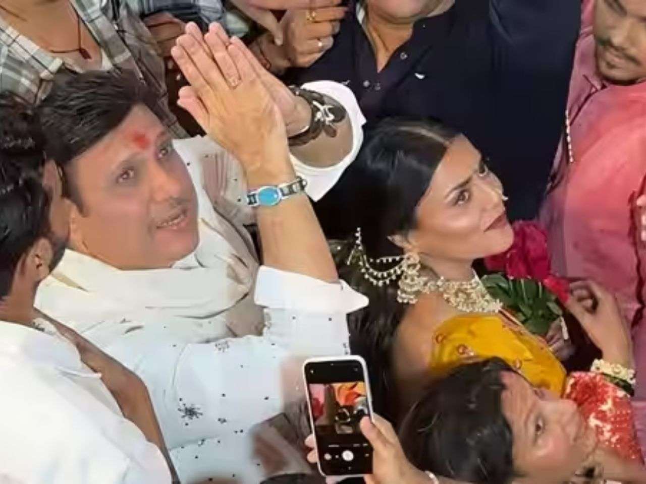 Govinda reveals why he went to Lalbagcha Raja with Komal Rani Swarnkar, not Sunita Ahuja, reacts to adultery rumous: 'Even if there is an affair...'