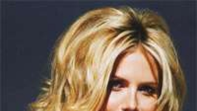 Heidi Klum strips naked for German GQ's cover