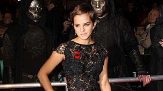 Emma Watsons Skimpy Black Dress Wows Harry Potter Fans