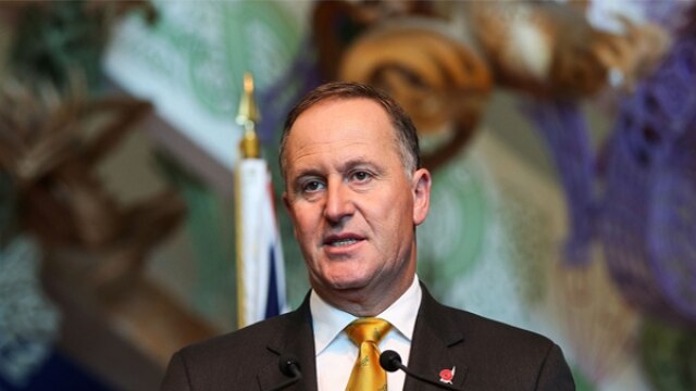 Bully New Zealand Pm Apologises For Pulling Waitress Ponytail Repeatedly