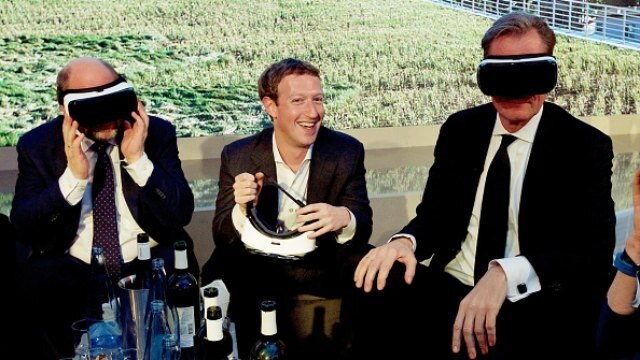 Mark Zuckerberg Live Streams Unboxing Of The Oculus Rift 8160