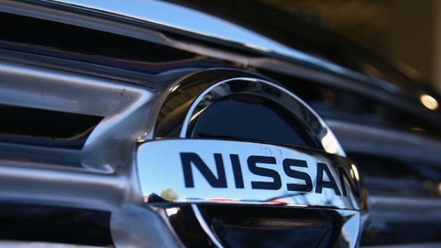 Nissan emblem, Nissan Car Datsun Logo, volvo, cdr, angle, trademark png |  PNGWing