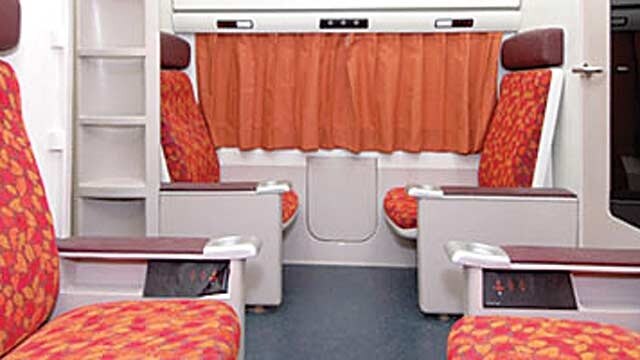 Indian Railways Luxury ‘anubhuti Coach Project Falls By The Wayside