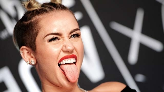 Now Miley Cyrus Hit By Celebrity Nude Leaks