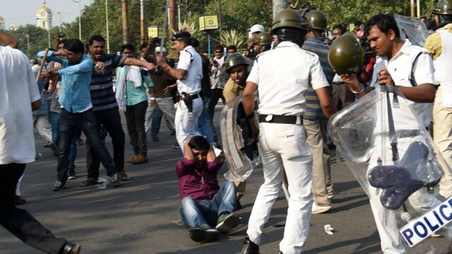 West Bengal Govt Expresses Regret For Police Beating Up Journalists