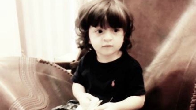 Shah Rukh Khan's Tweet For His 'Gold Medal' - Son AbRam - Will Melt Your  Heart