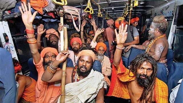 Amarnath Pilgrims Number Shrink Thanks To Stone Pelters