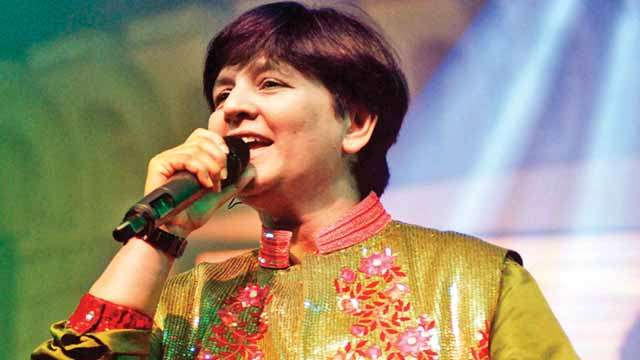 Krishna Bhajan (feat. Vishal) by Falguni Pathak on TIDAL