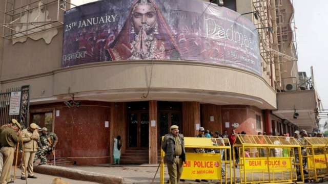 Padmaavat Protests : Multiplex Owner Beaten Up In Sitapur, Man Tries To ...