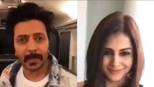 Valentines Day Riteish Deshmukh Genelia Dsouza Recreate Shah Rukh Khan Kajols Scene In The 0286