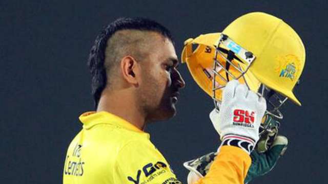 MS Dhoni leaves fans gushing with his new hairstyle, Bollywood stars also  react : The Tribune India