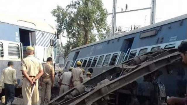 UP train derailment: Special train, buses arranged for passengers ...