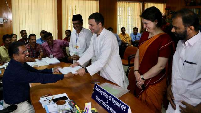 Did Rahul Gandhi give up 'janeu' in fear of Muslim League in Wayanad ...