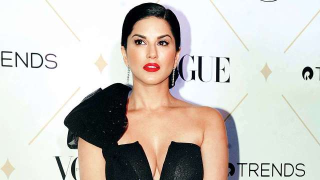 Sunny Leone's savage reply to hater who said 'An adult star's retirement  plan is Bollywood' is unmissable