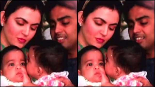 Mukesh Ambani And Nita Ambani's Throwback Photo With Twins Isha And ...