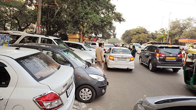 Station it right: Ahmedabad Traffic Department to give e-challans for 'no parking zone' violations