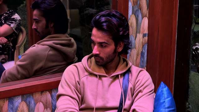 Bigg Boss 13 Episode 72 Preview Shehnaz Gill upset Paras Chhabra