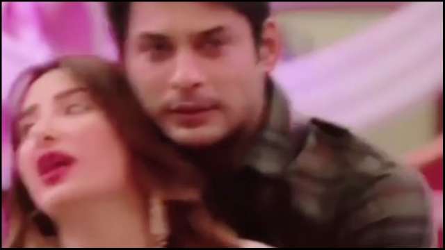 Bigg Boss 13 Viral Videos Forget Shehnaz Gill Sidharth Shukla