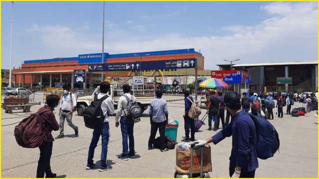 India in lockdown over coronavirus: Day 49 in pictures