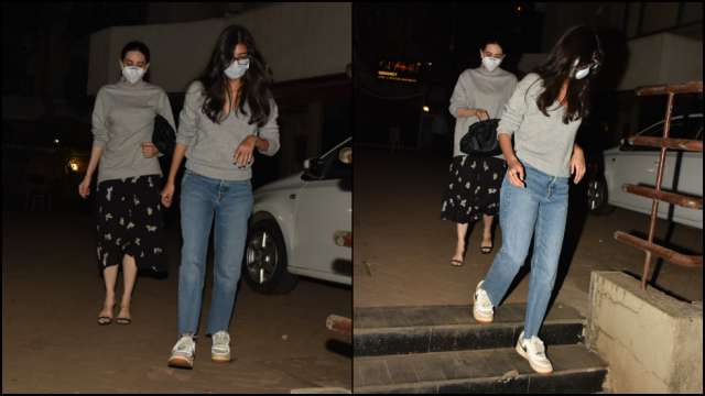 Karisma Kapoor, Soha Ali Khan-Kunal Kemmu, Malaika Arora-Arjun Kapoor meet Saif Ali Khan-Kareena Kapoor's newborn son