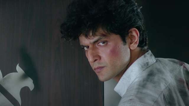 Flight' trailer: Mohit Chadda as Ranveer Malhotra fights against all odds to survive on a plane alone