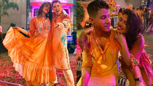 Priyanka Chopra and Nick Jonas show how it
