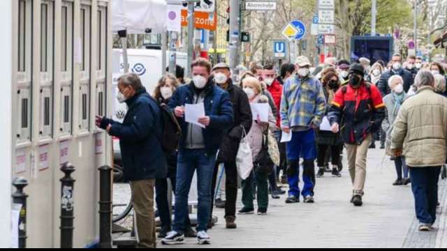 Germany reports another COVID-19 record: 50,196 new cases